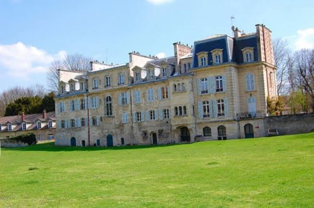 B&B Hotel Cergy Pierrelaye Esterno foto